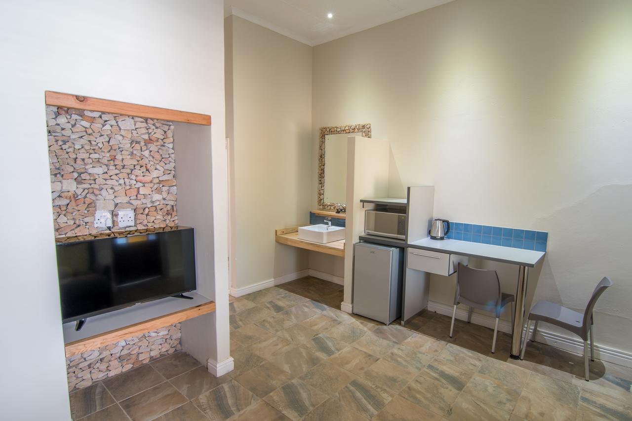 Vanrhynsdorp Letsatsi Lodge المظهر الخارجي الصورة