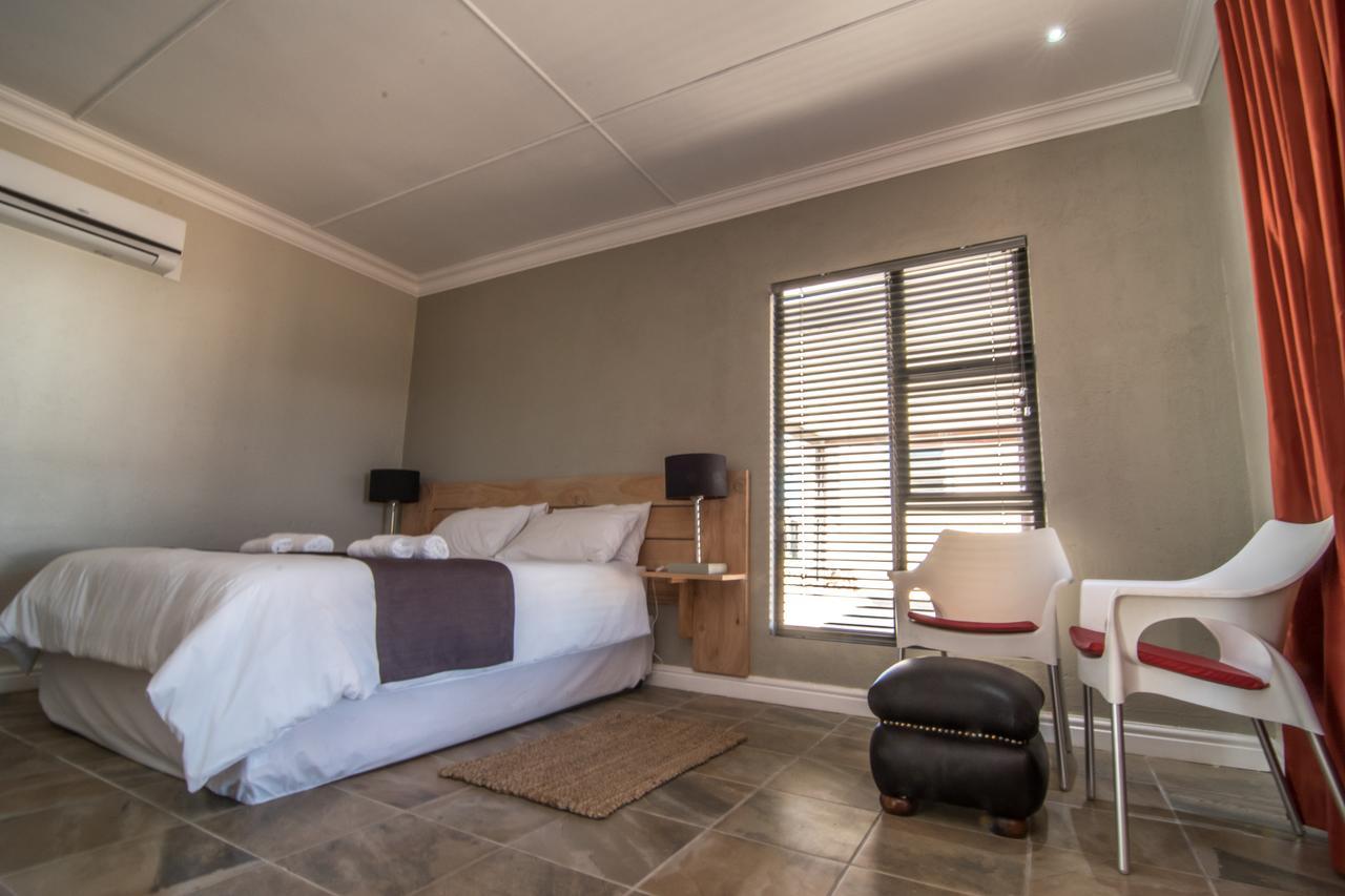 Vanrhynsdorp Letsatsi Lodge الغرفة الصورة